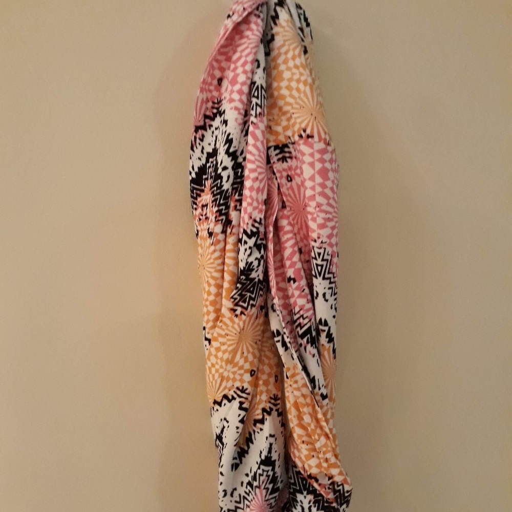 Infinity scarf